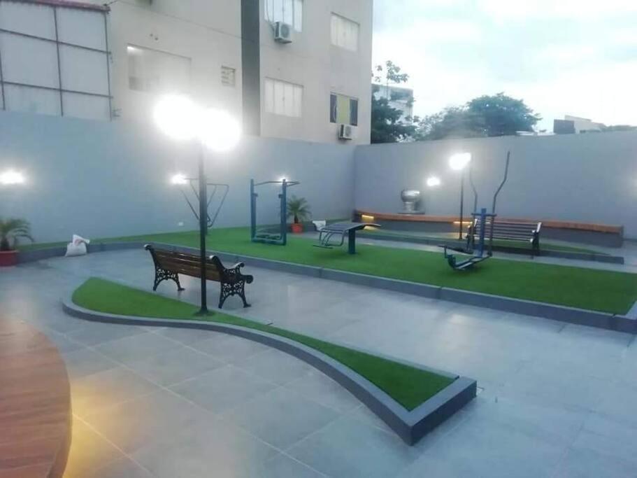 Departamentoo Nuevo Amoblado Cerca A Uagrm, Con Excelente Vista Appartement Santa Cruz de La Sierra Buitenkant foto